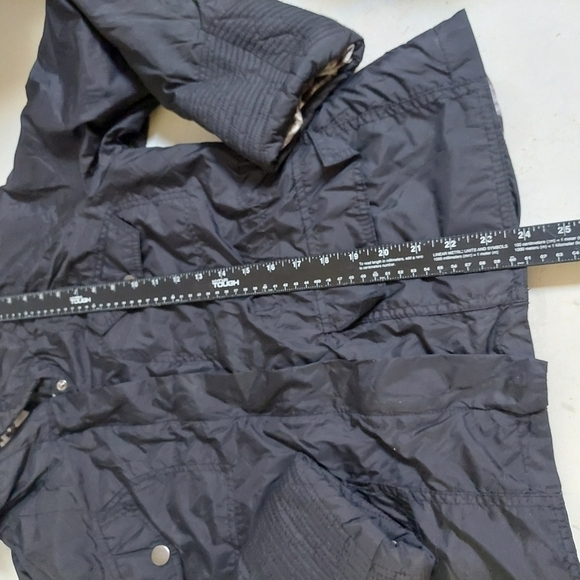 Chicos Black Jacket Size 1 Adjustable Waistline Full Zip High Neck Pockets - Picture 5 of 9